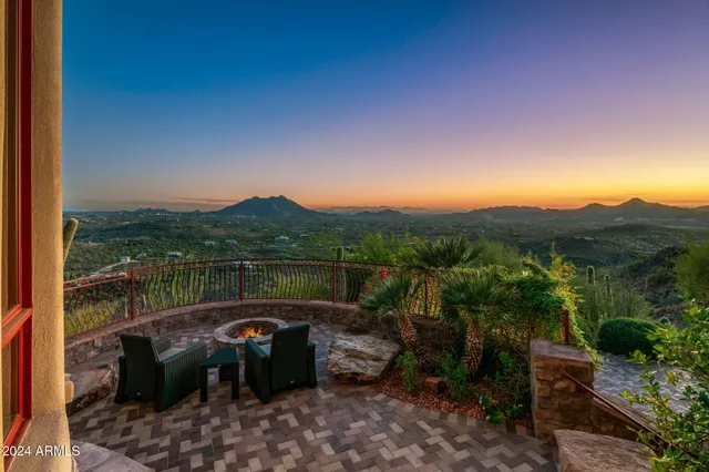$5,995,000 | 42820 North Fleming Springs Road, Cave Creek, AZ 85331