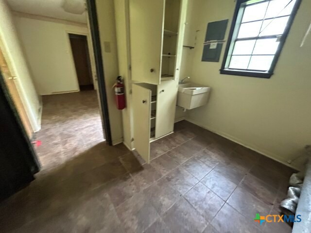 3079 Coletoville Road East Victoria, TX 77905 - Photo 15 of 16 Gallery Image 15