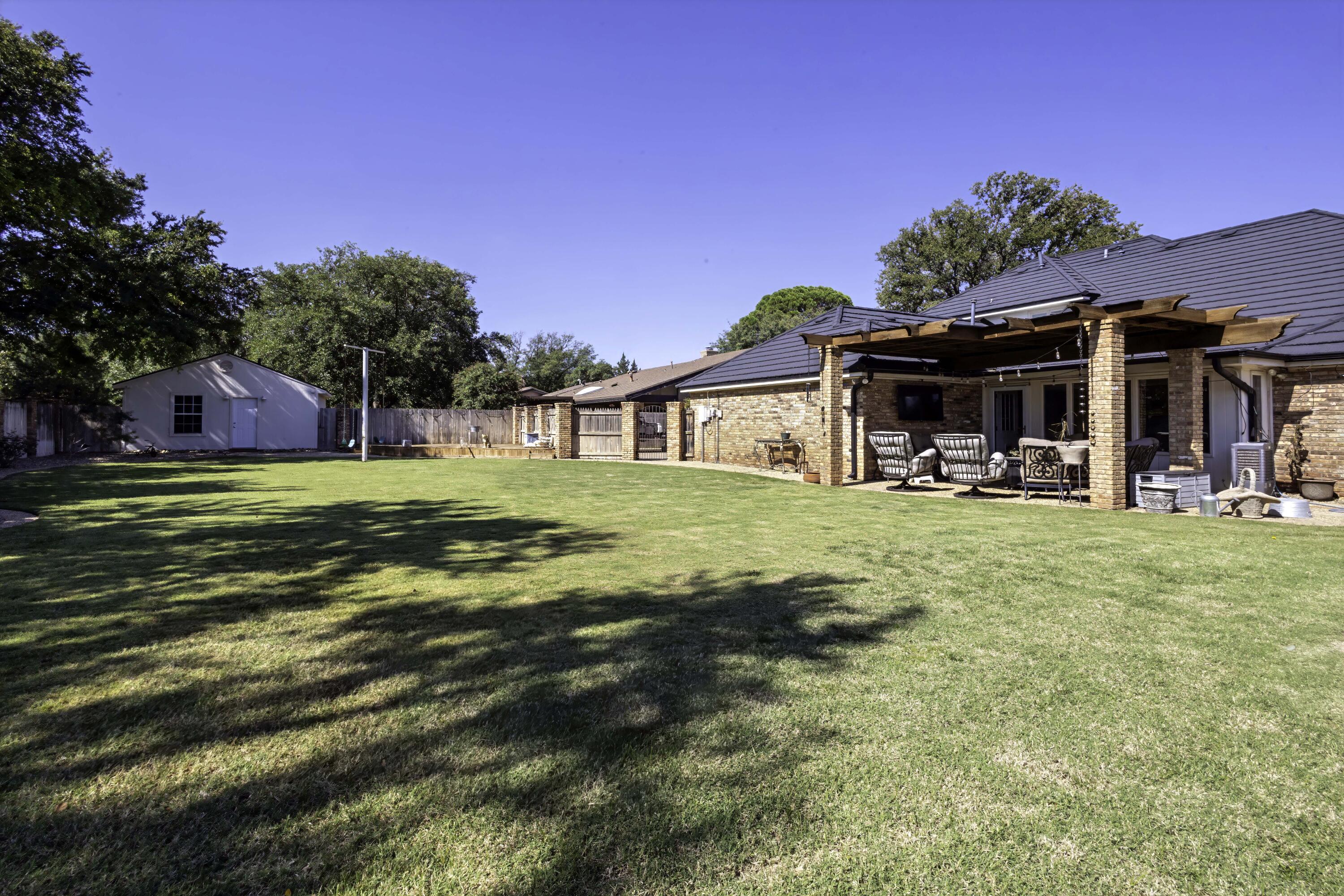 5101 2nd Street Lubbock, TX 79416 - Photo 40 of 41 Lush Backyard