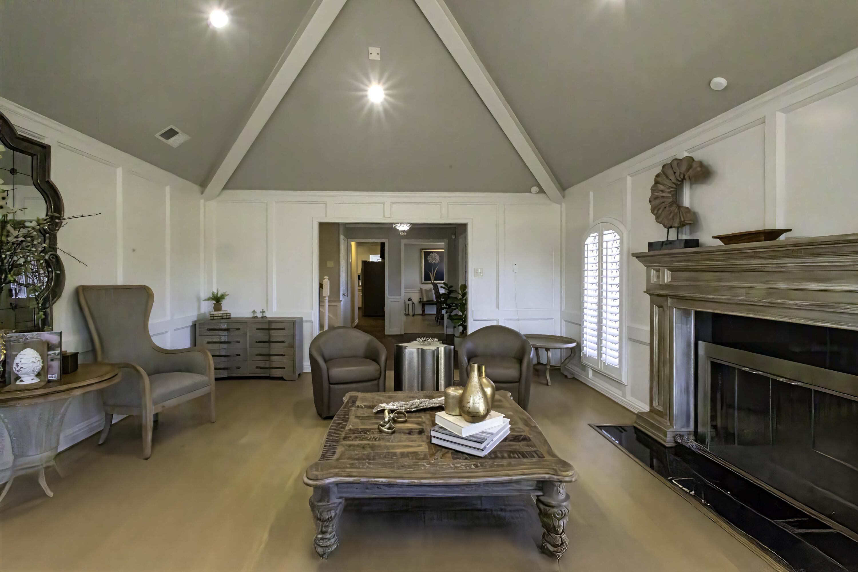 5101 2nd Street Lubbock, TX 79416 - Photo 4 of 41 Formal Living