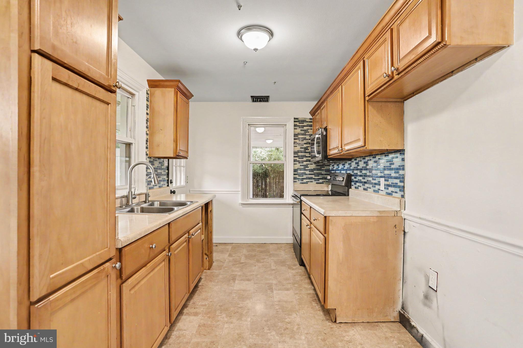 237 Noble Street Lititz, PA 17543 - Photo 10 of 31