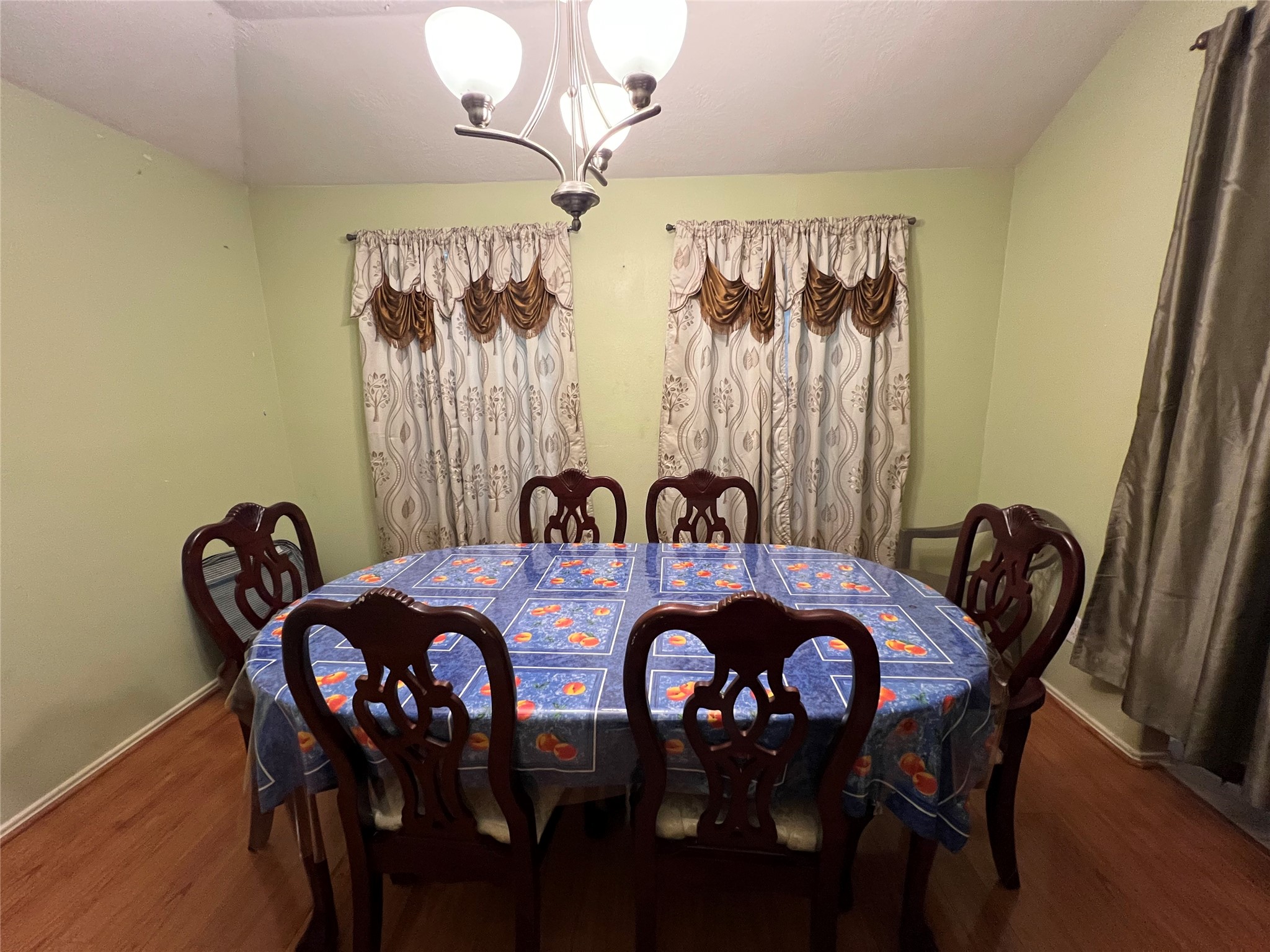 20002 Karlanda Lane Houston, TX 77073 - Photo 23 of 24 a view of a dining room and a table and chairs