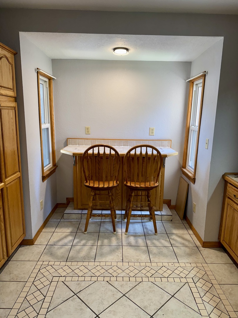 602 South 9th Street Clinton, IA 52732 - Photo 11 of 27