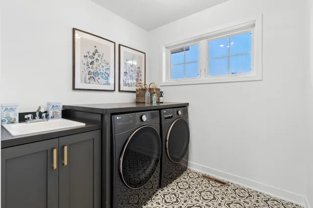 $999,900 | 1130 Griffin Avenue, Mahtomedi, MN 55115