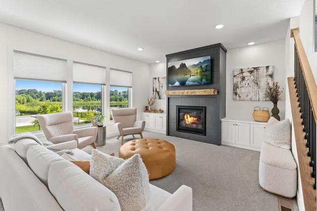 $999,900 | 1130 Griffin Avenue, Mahtomedi, MN 55115