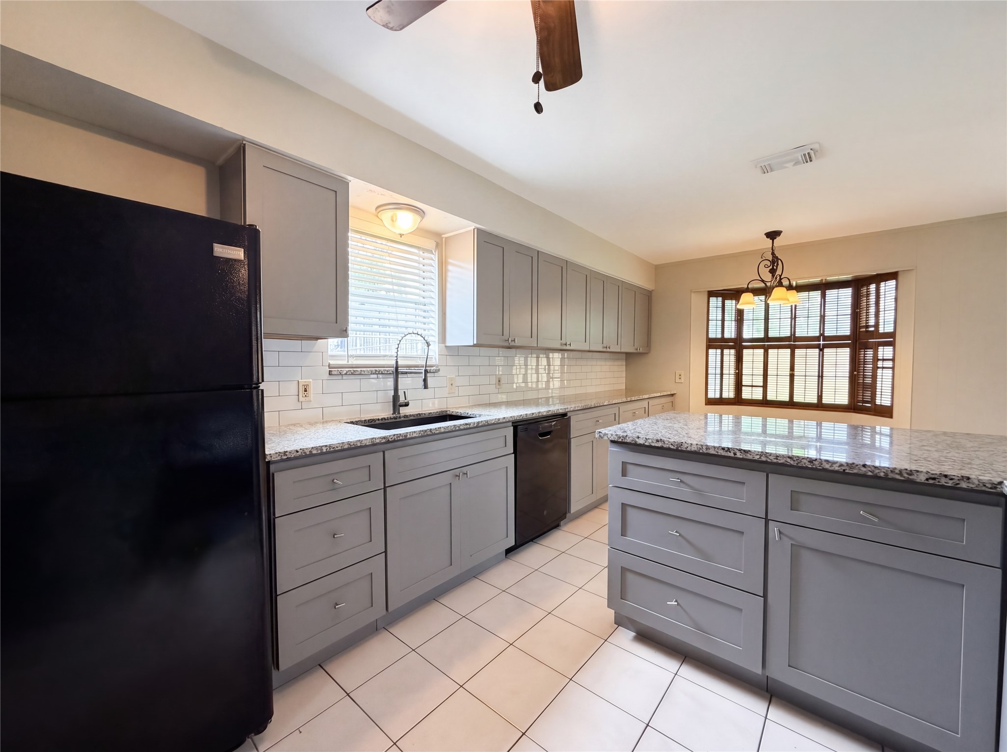 9606 Ballin David Drive Spring, TX 77379 - Photo 2 of 19