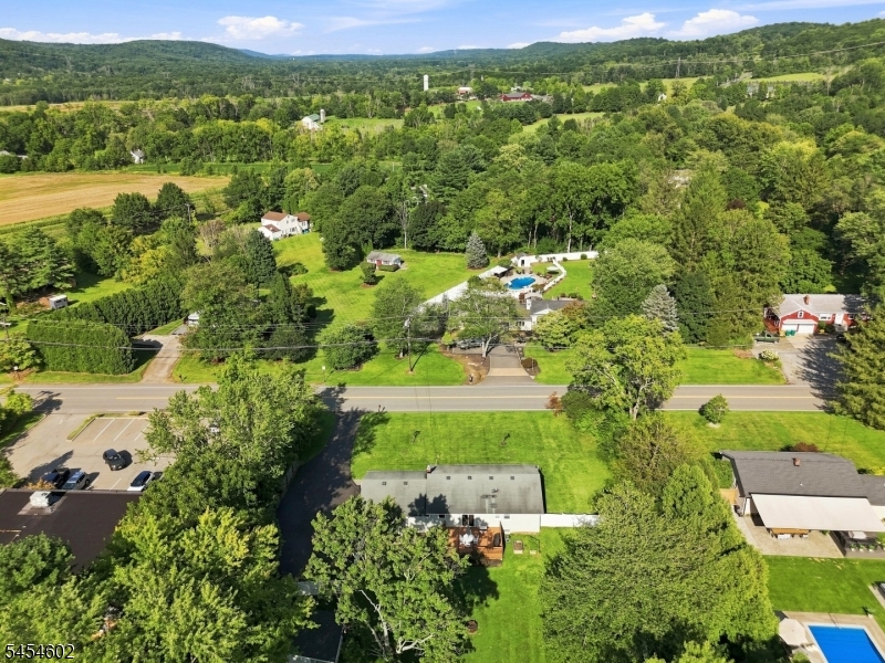 5 Old Farmers Road Long Valley, NJ 07853 - Photo 34 of 50 Gallery Image 34