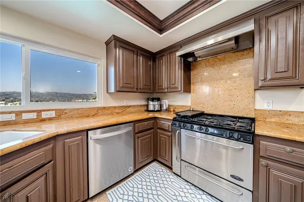 $1,599,000 | 1520 Via Los Coyotes, La Habra, CA 90631