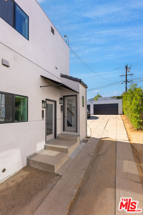 1253 South Rimpau Boulevard Los Angeles, CA 90019 - Photo 37 of 71