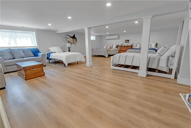 $4,000 | 110 Orchard Avenue, Middletown, RI 02842