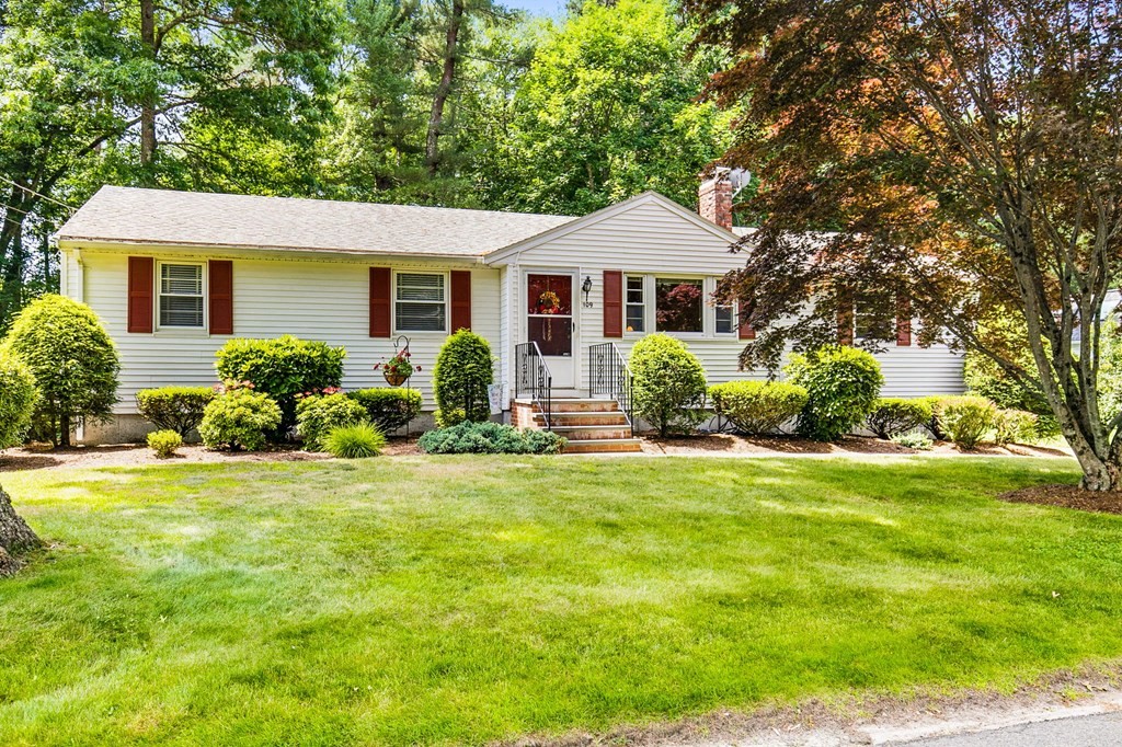 109 Spallus Road Stoughton, MA 02072 - Photo 1 of 41