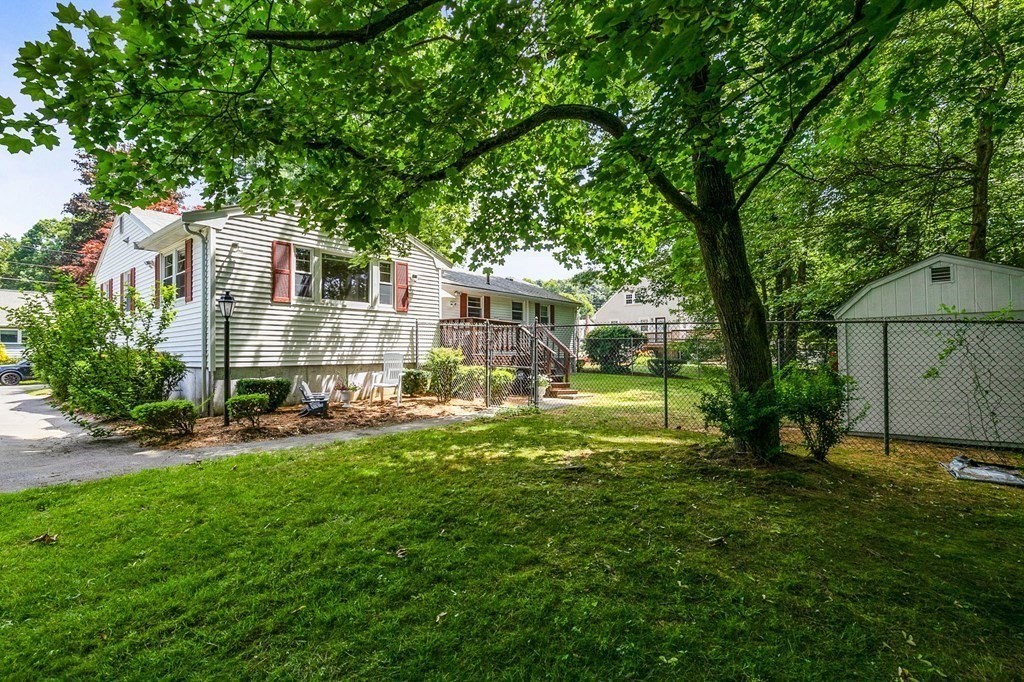 109 Spallus Road Stoughton, MA 02072 - Photo 32 of 41