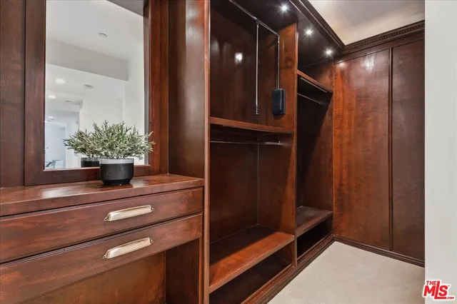 $1,399,000 | 261 South Reeves Drive, Unit 304, Beverly Hills, CA 90212