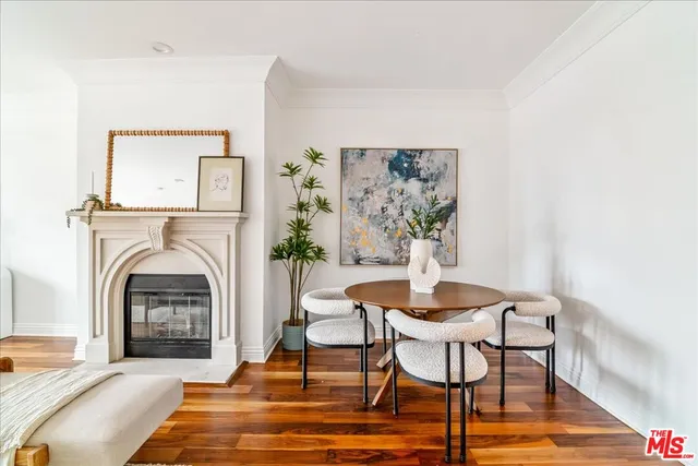 $1,399,000 | 261 South Reeves Drive, Unit 304, Beverly Hills, CA 90212