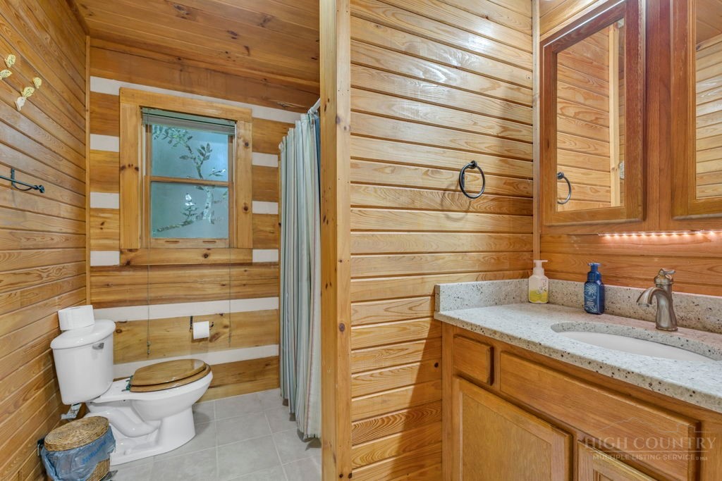 526 Welcome Way Boone, NC 28607 - Photo 17 of 41 Gallery Image 17