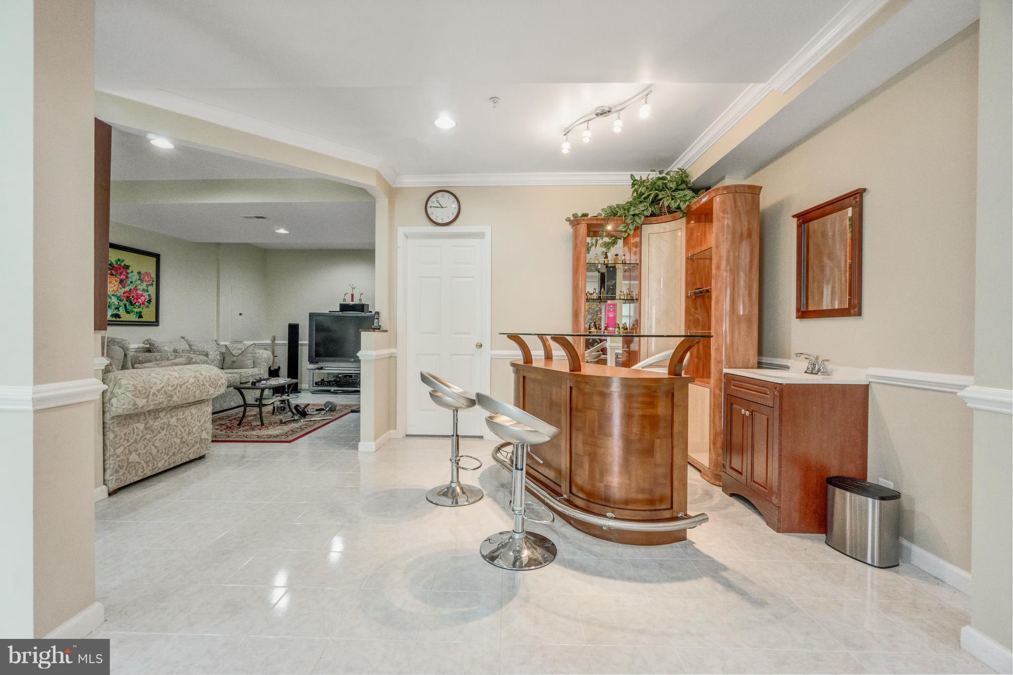 12626 Bright Spring Way Boyds, MD 20841 - Photo 26 of 30 Wet bar