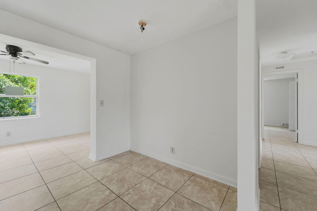 1500 West 13th Street Riviera Beach, FL 33404 - Photo 22 of 30 1500_West_13th_Street_Riviera_Beach_003