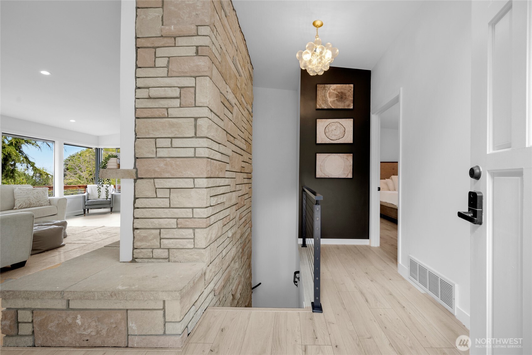 406 Center Place Everett, WA 98203 - Photo 6 of 28