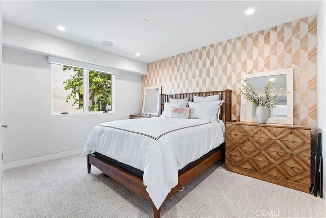 $16,250,000 | 552 Seaward Road, Corona del Mar, CA 92625