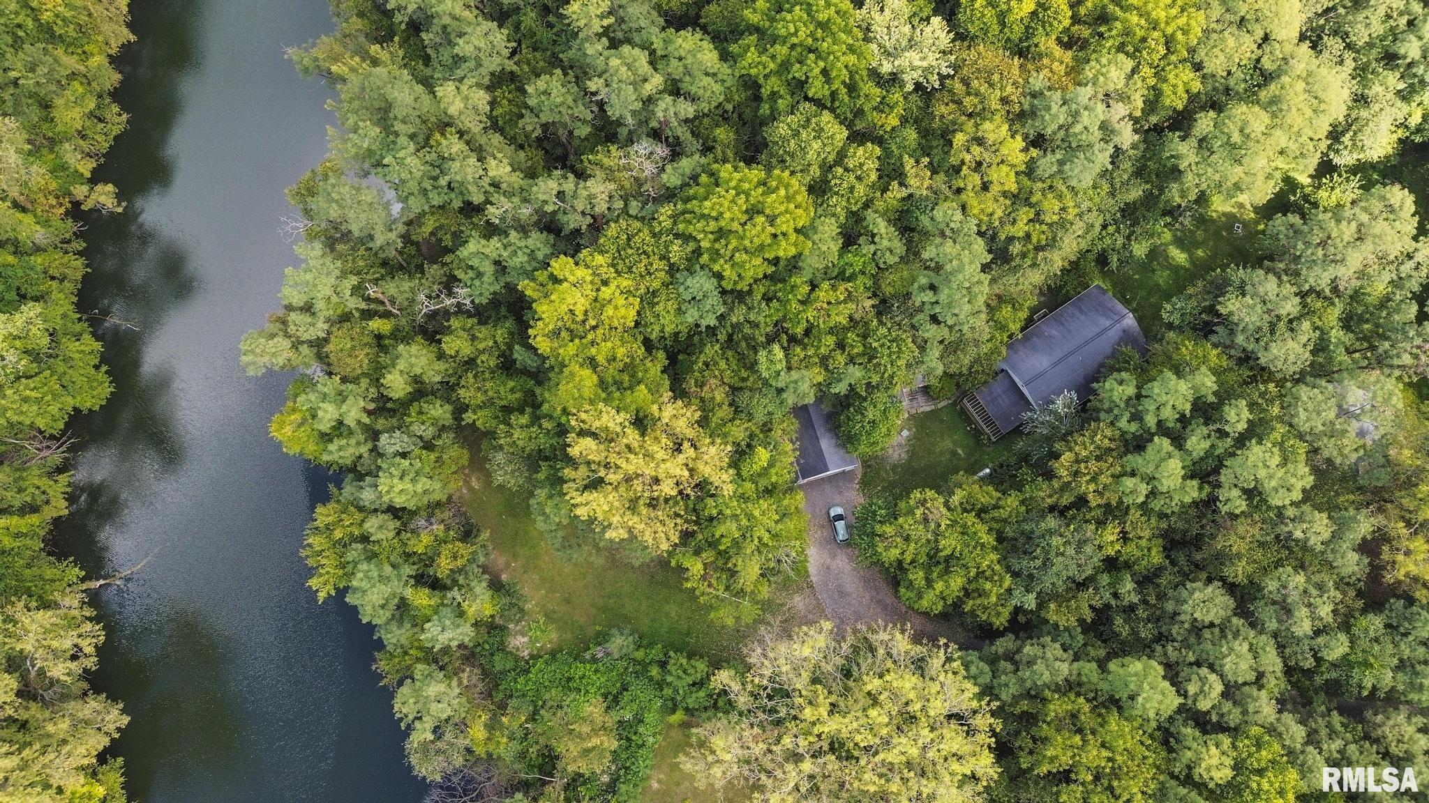 35261 North Middle Grove Road Farmington, IL 61531 - Photo 2 of 28