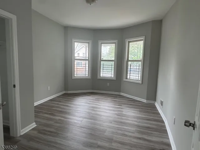 $3,500 | 38 Cambridge Street, Unit 2, East Orange, NJ 07018