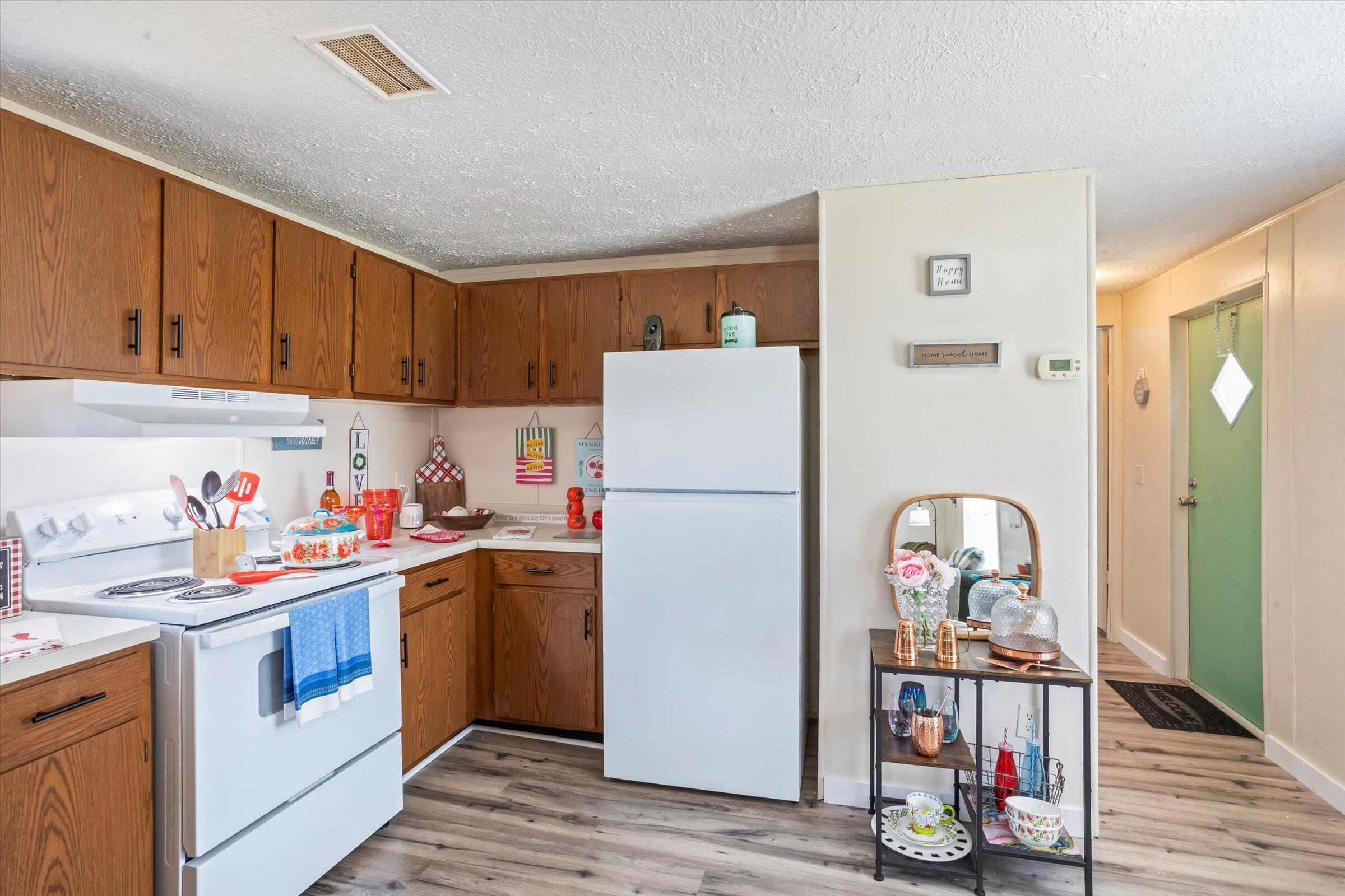 640 Cedar Road Aiken, SC 29803 - Photo 13 of 28