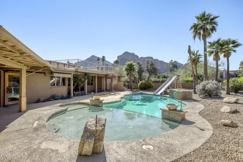 $3,475,000 | 4912 East Arroyo Verde Drive, Unit 8, Paradise Valley, AZ 85253