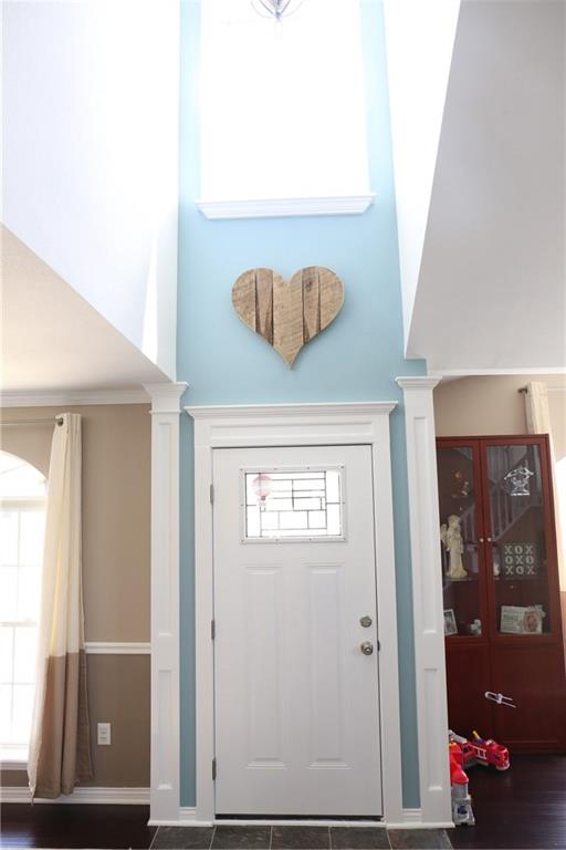 748 Abbey Road Pittsboro, IN 46167 - Photo 3 of 24 Gallery Image 3