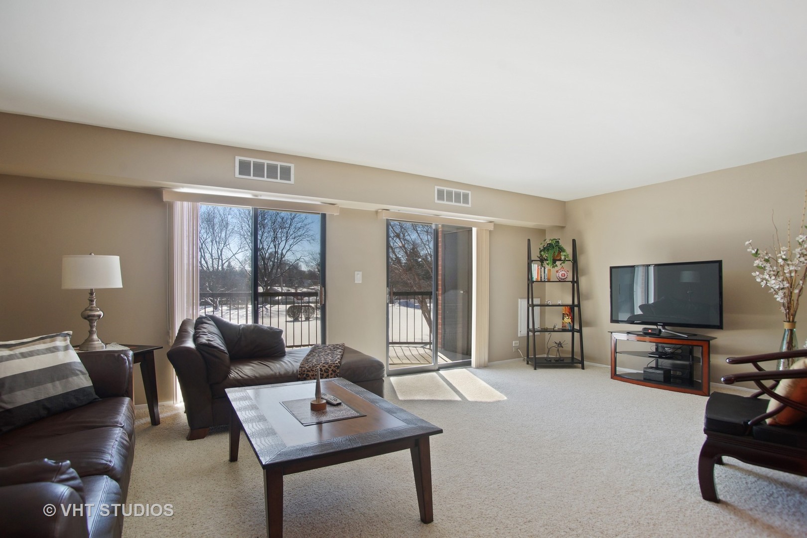 1415 East Central Road, Unit 206A Arlington Heights, IL 60005 - Photo 2 of 18
