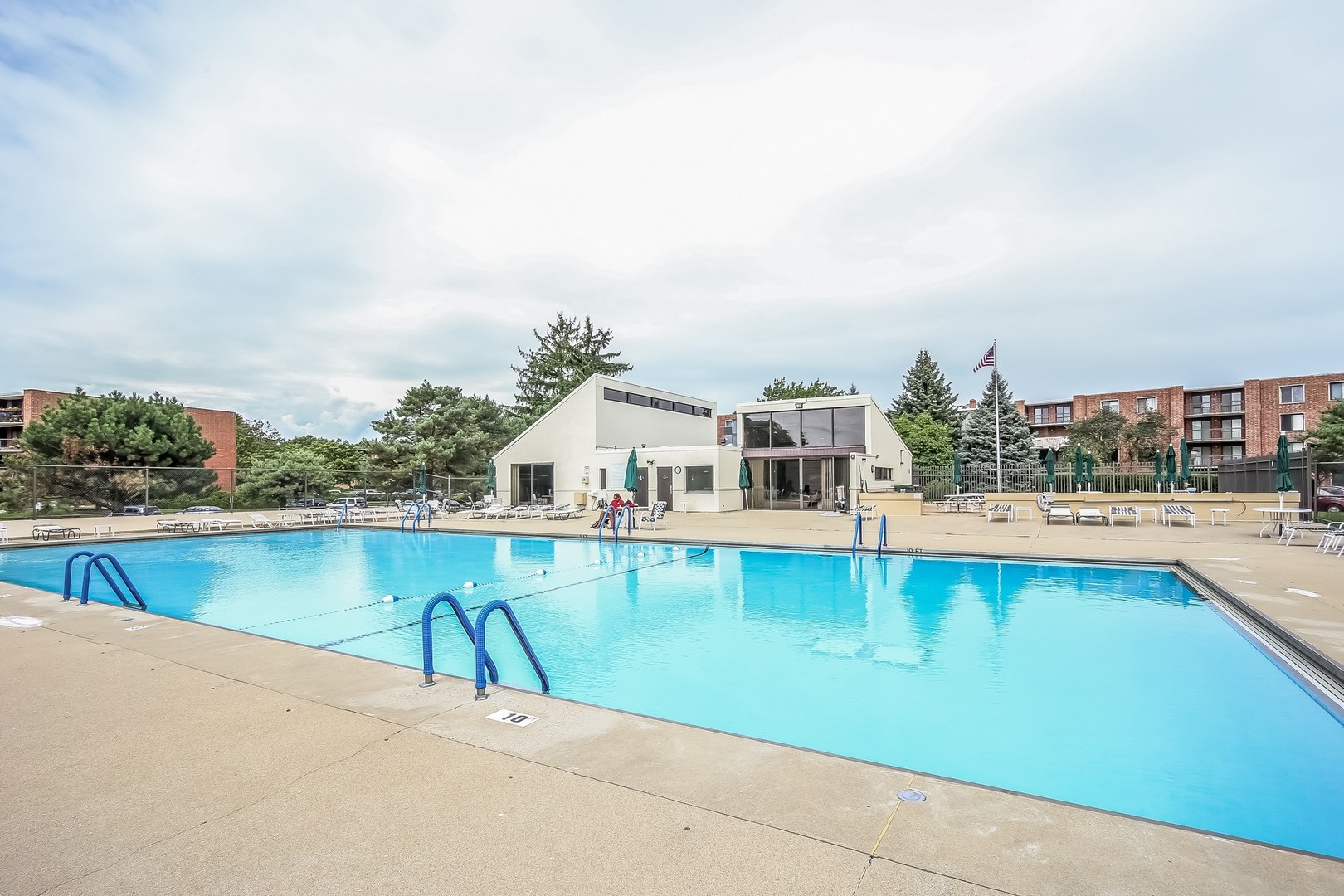 1415 East Central Road, Unit 206A Arlington Heights, IL 60005 - Photo 15 of 18