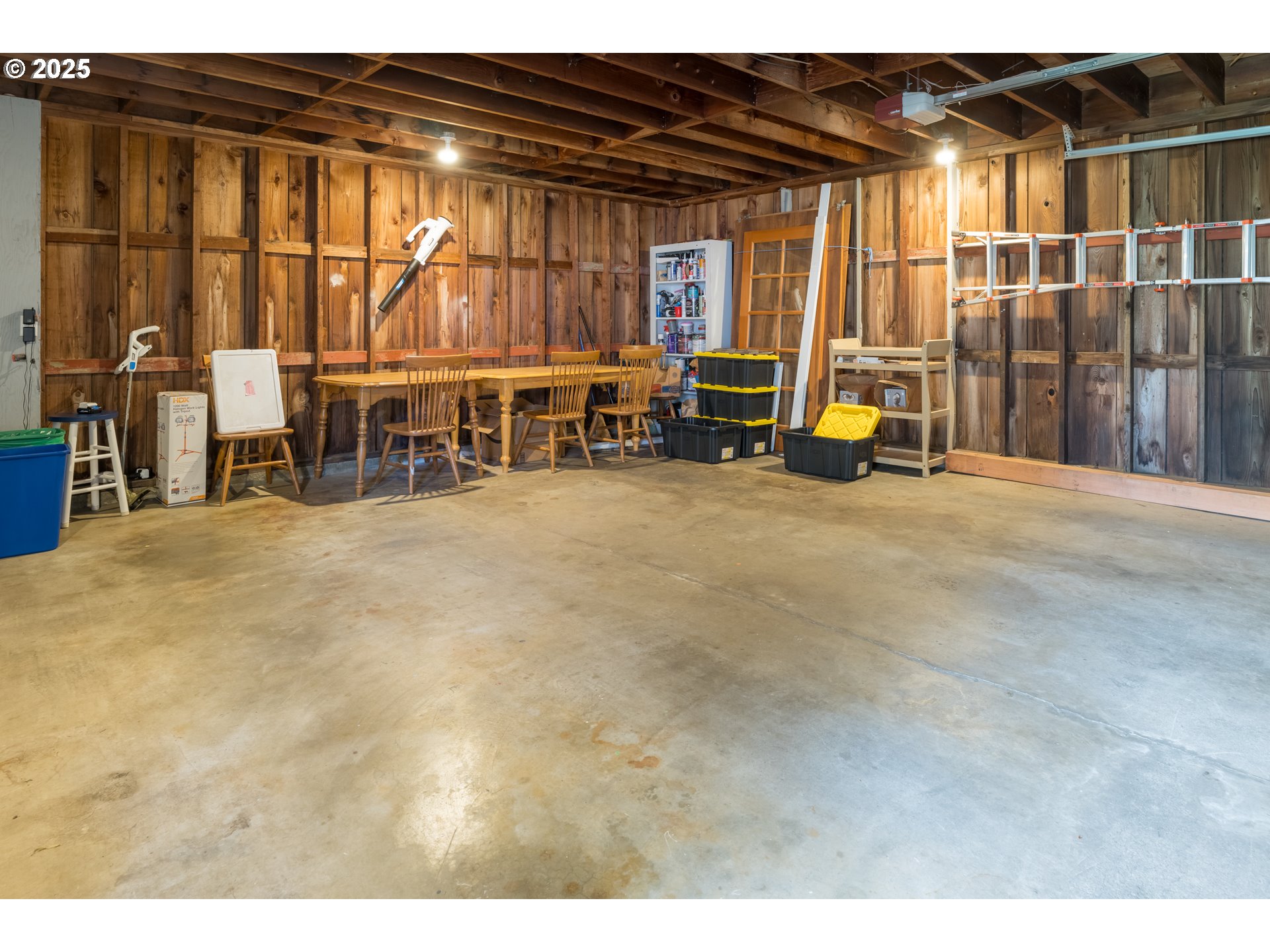 90431 Lewis Road Warrenton, OR 97146 - Photo 4 of 26 a view of a chairs and table in the patio