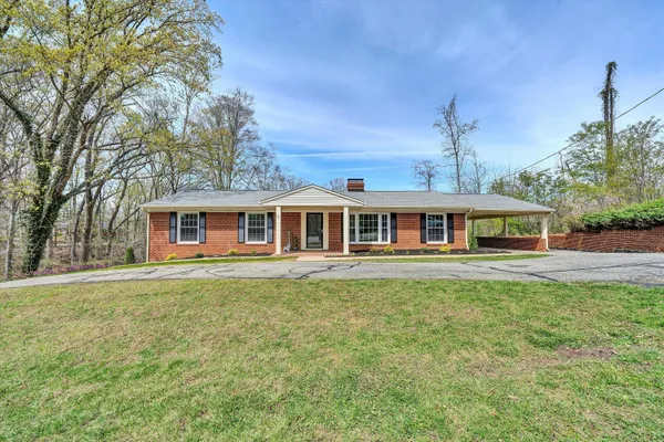 $307,500 | 731 Bassett Heights Road, Bassett, VA 24055
