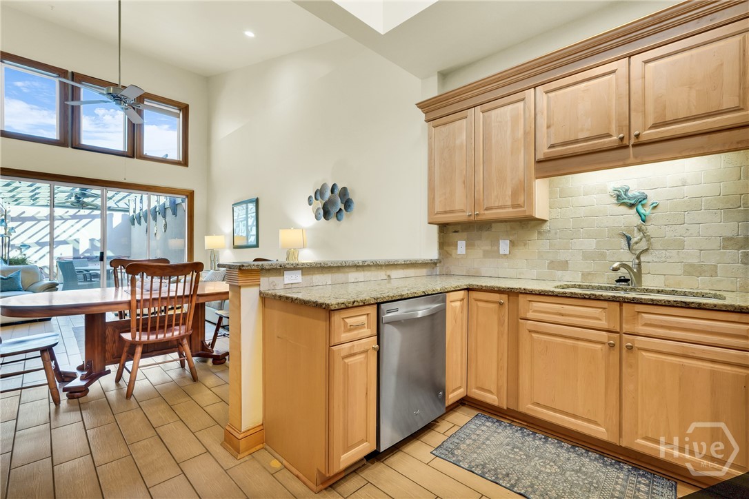 404 Butler Avenue, Unit 703 Tybee Island, GA 31328 - Photo 22 of 48