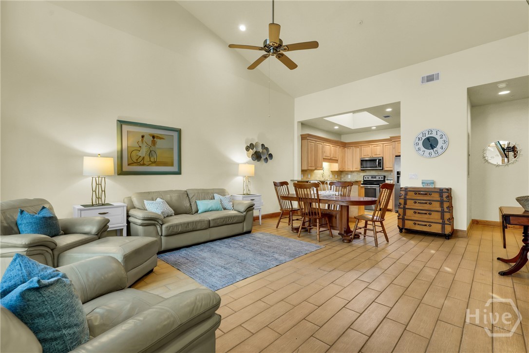 404 Butler Avenue, Unit 703 Tybee Island, GA 31328 - Photo 5 of 48