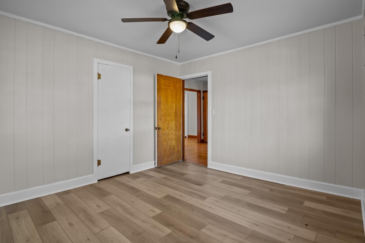 1260 Clydeton Road Waverly, TN 37185 - Photo 17 of 41 a view of empty room with wooden floor and fan