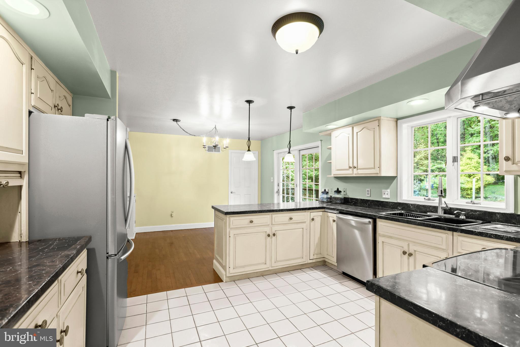 5602 Patterson Road Baldwin, MD 21013 - Photo 53 of 88 Kitchen with ceramic tile