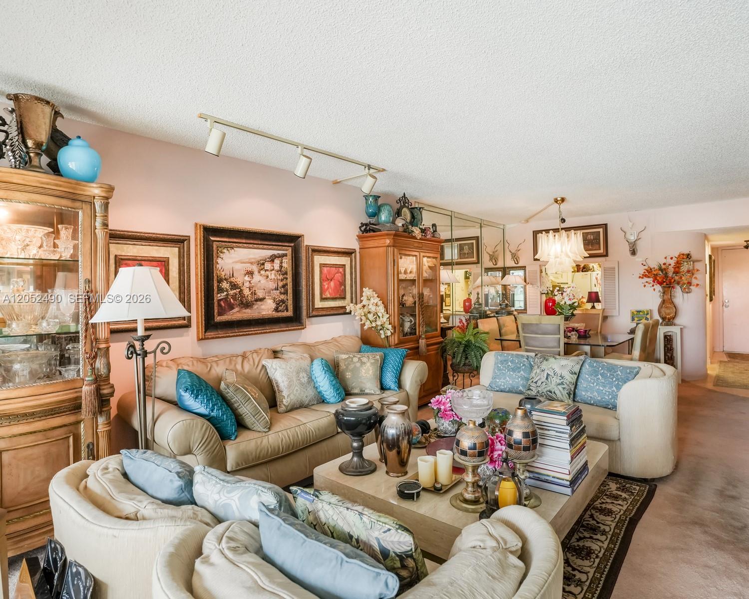 3930 Inverrary Boulevard, Unit 406D Lauderhill, FL 33319 - Photo 4 of 27