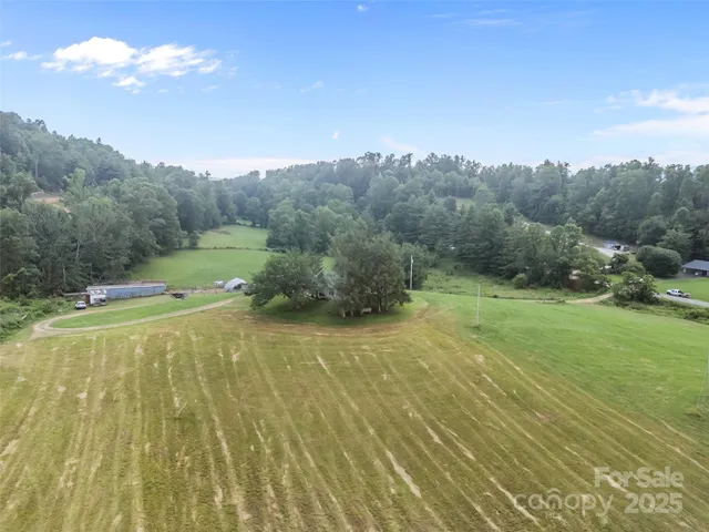 $1,190,000 | 1305 Halltown Road, Spruce Pine, NC 28777