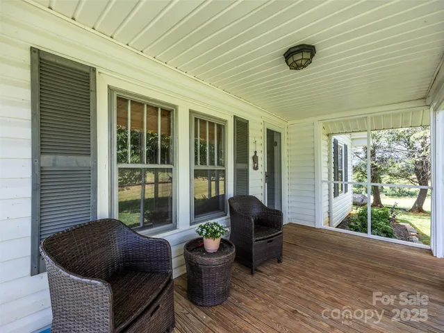 $1,190,000 | 1305 Halltown Road, Spruce Pine, NC 28777