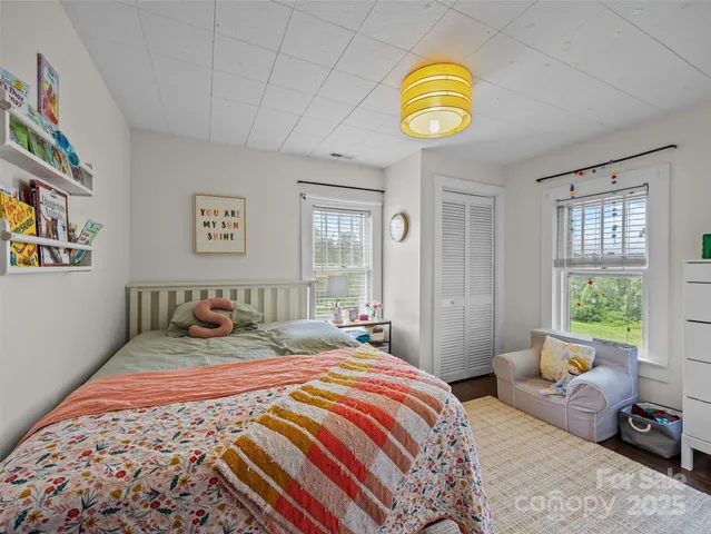 $1,190,000 | 1305 Halltown Road, Spruce Pine, NC 28777