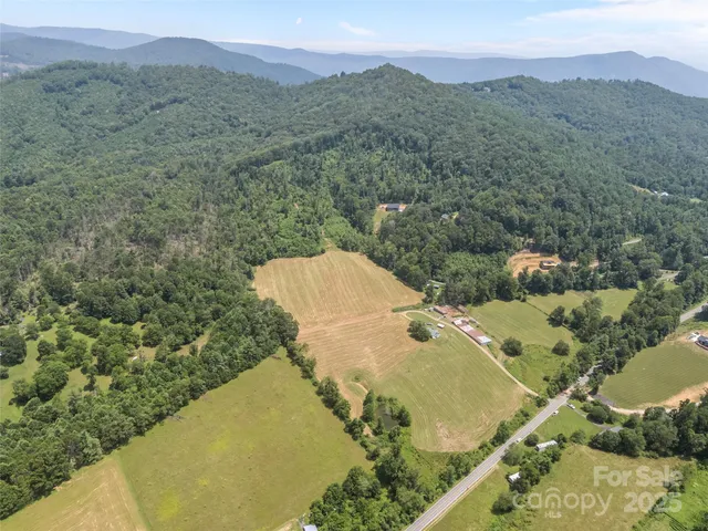 $1,190,000 | 1305 Halltown Road, Spruce Pine, NC 28777