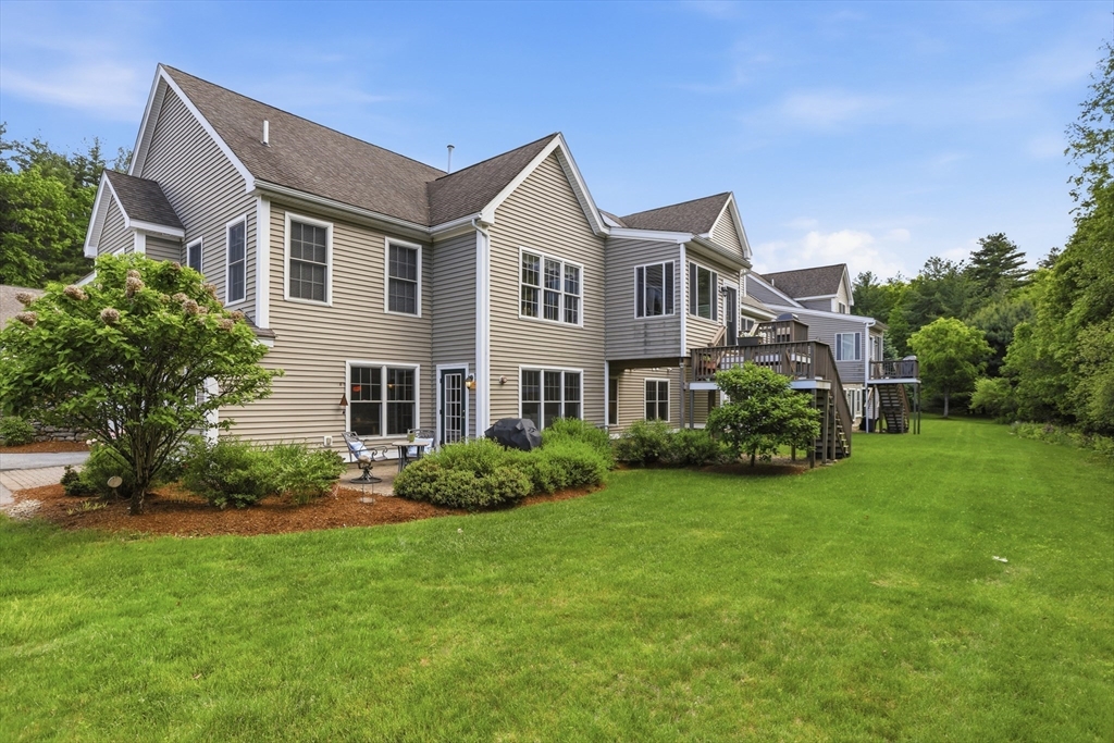 21 Sandstone Road, Unit 21 Westford, MA 01886 - Photo 37 of 41