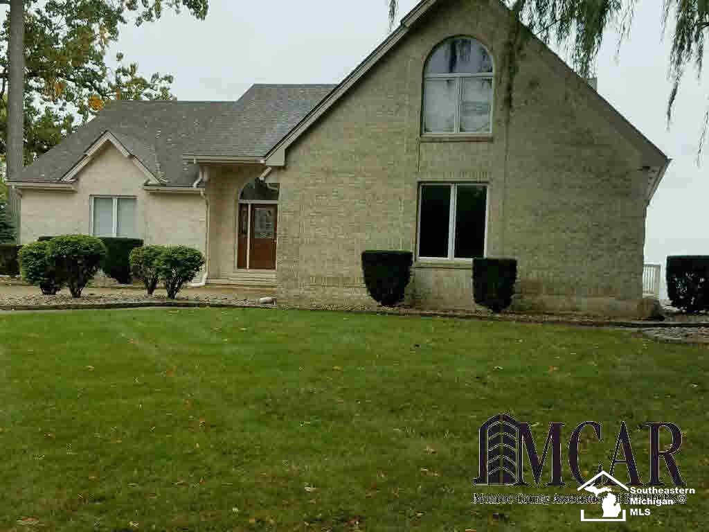4328 Dewey Road Newport, MI 48166 - Photo 3 of 45 21378366-2.JPG