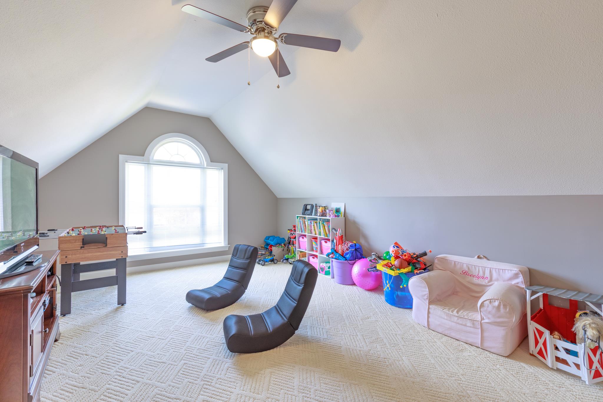 214 Savannah Ridge Murfreesboro, TN 37127 - Photo 21 of 30 This room would be perfect for a media room, game room or man cave! 214 Savannah Ridge, Murfreesboro, TN 37127