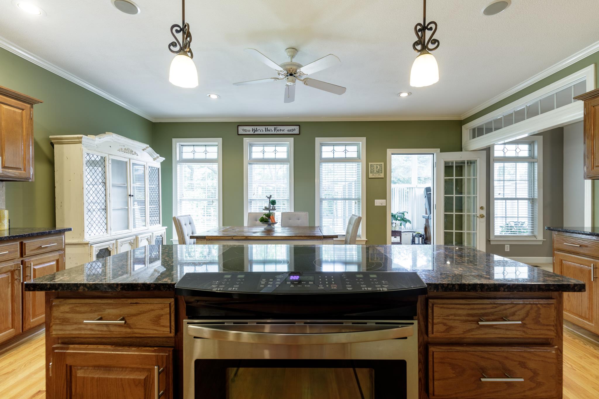 214 Savannah Ridge Murfreesboro, TN 37127 - Photo 8 of 30 Windows galore! Lot of natural light! 214 Savannah Ridge, Murfreesboro, TN 37127