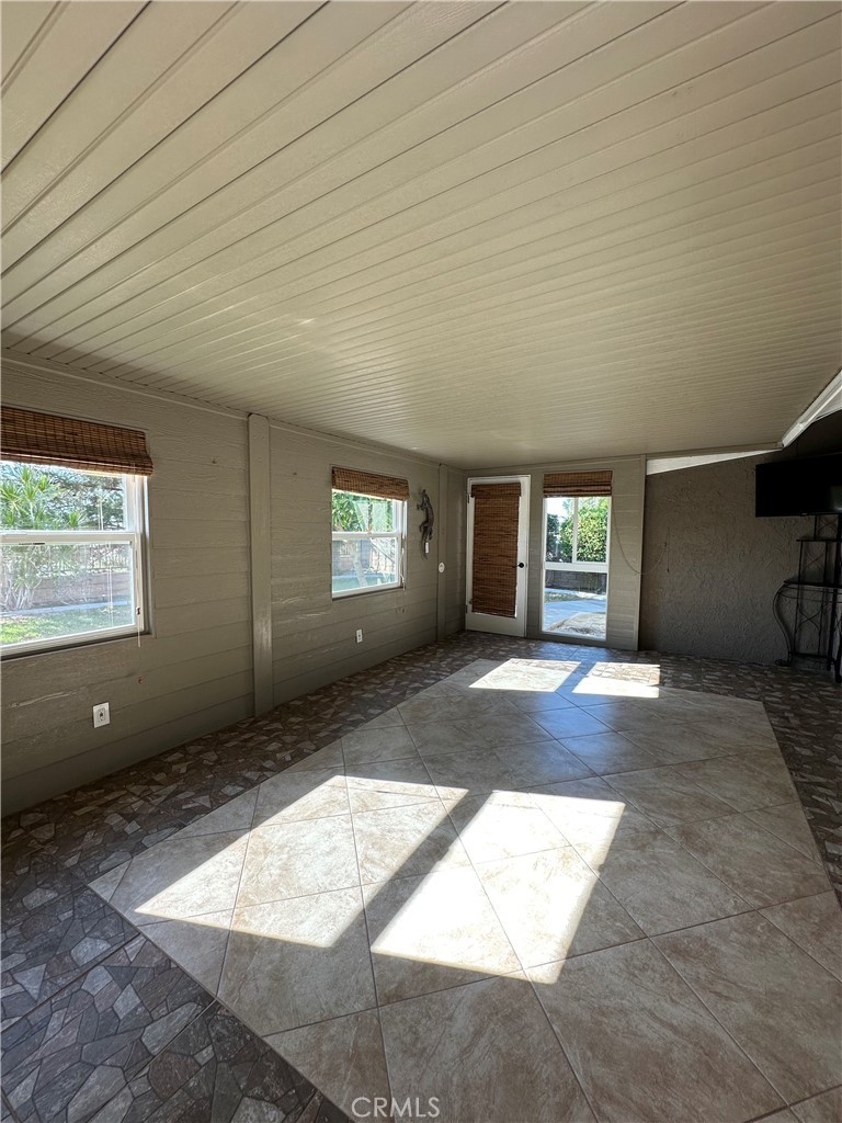 6707 Rycroft Drive Riverside, CA 92506 - Photo 30 of 41 a view of an empty room and window