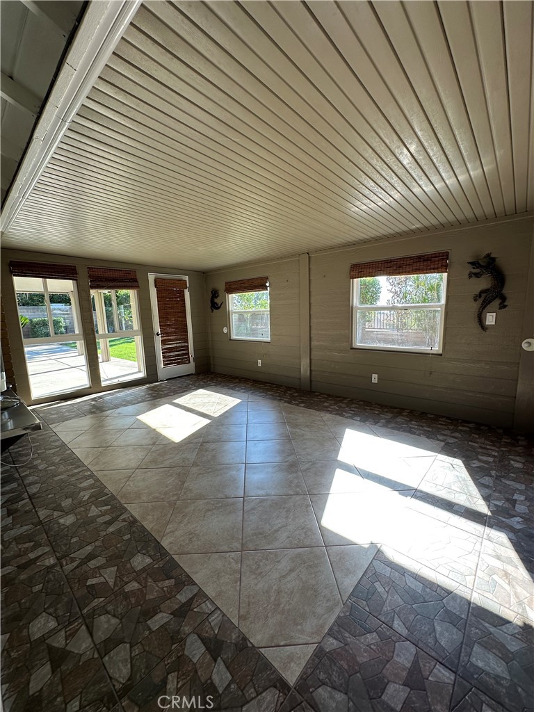 6707 Rycroft Drive Riverside, CA 92506 - Photo 31 of 41 a view of an empty room and window