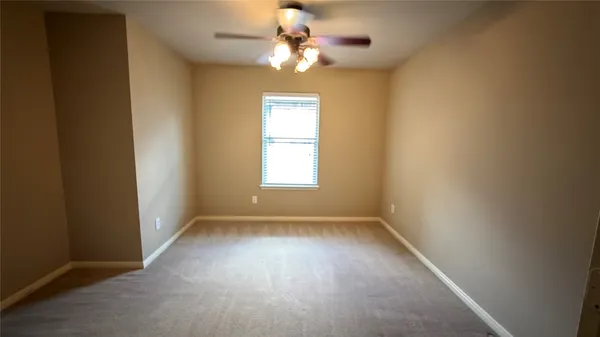 a view of empty room with window