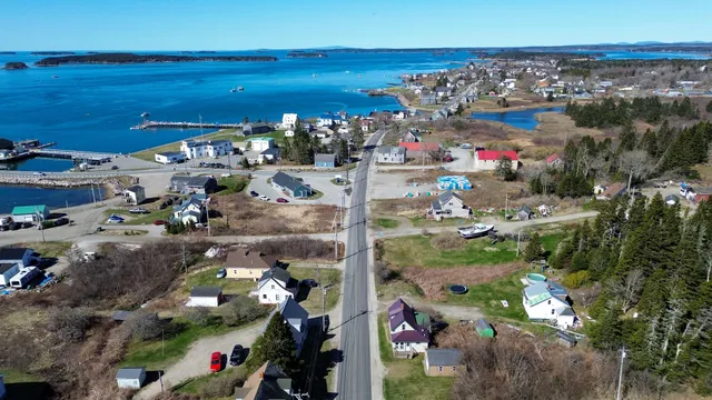 $79,900 | 68 Main Street, Jonesport, ME 04649