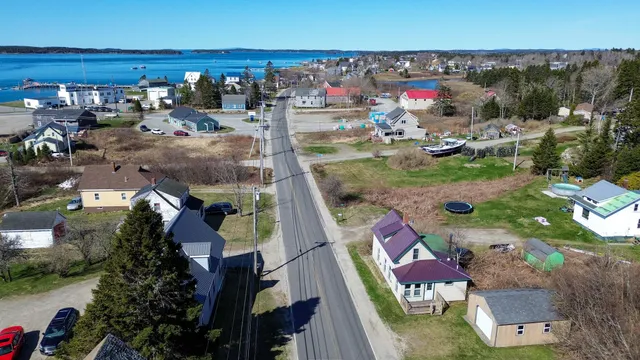 $79,900 | 68 Main Street, Jonesport, ME 04649